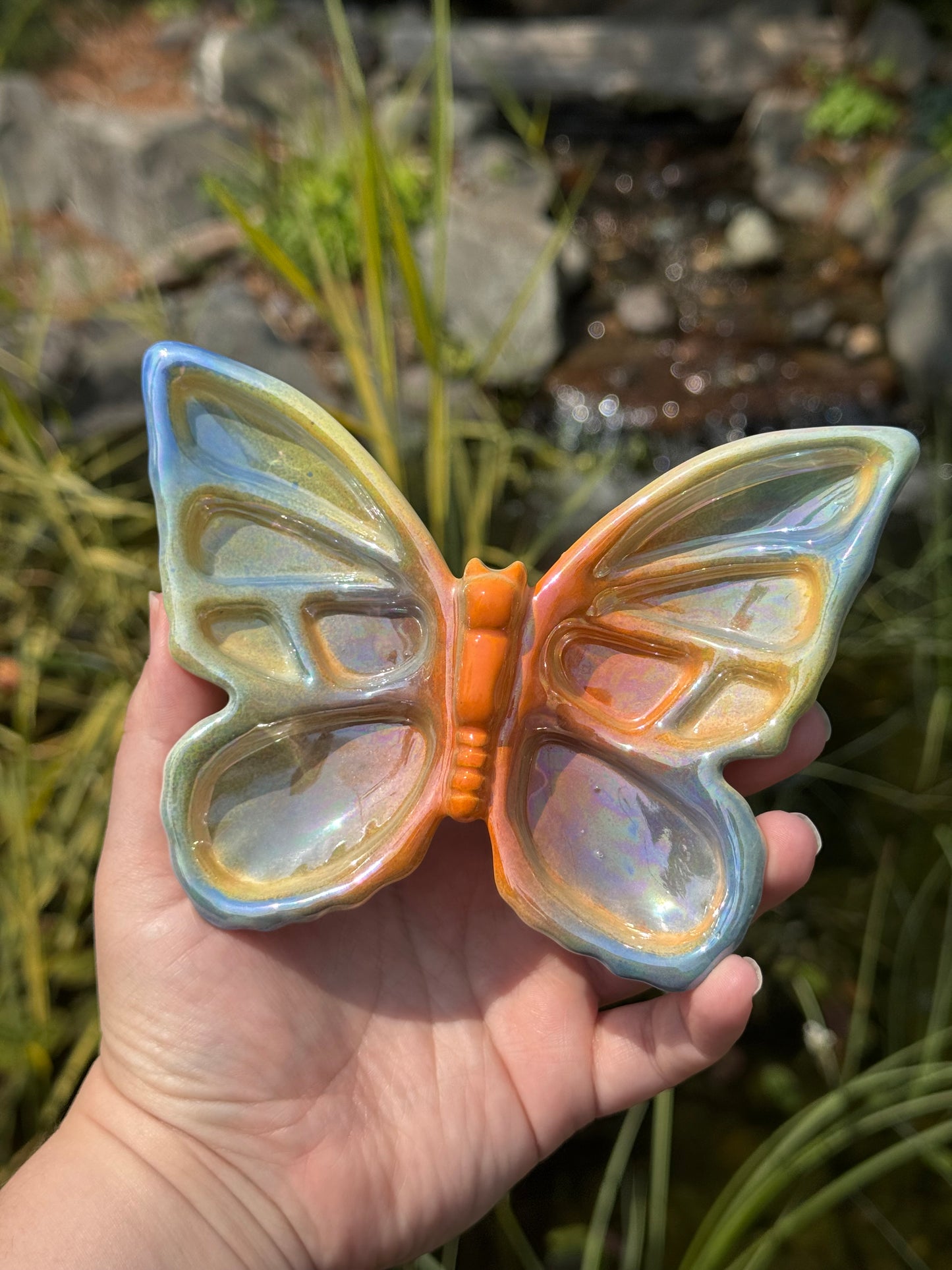 Mother of Pearl Butterfly Dish 2