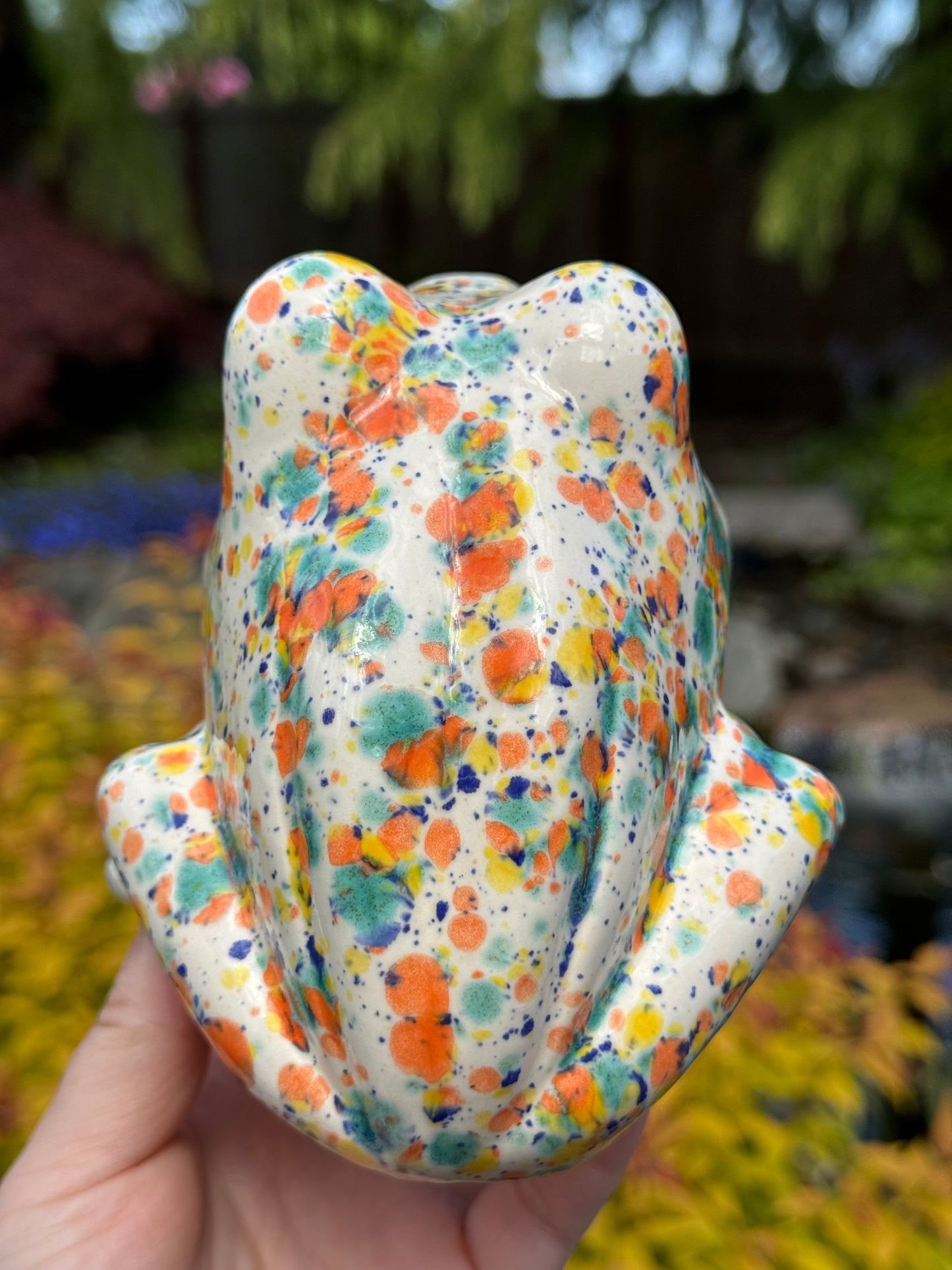 Fruity Freckles Open Mouth Frog Scrubby Holder