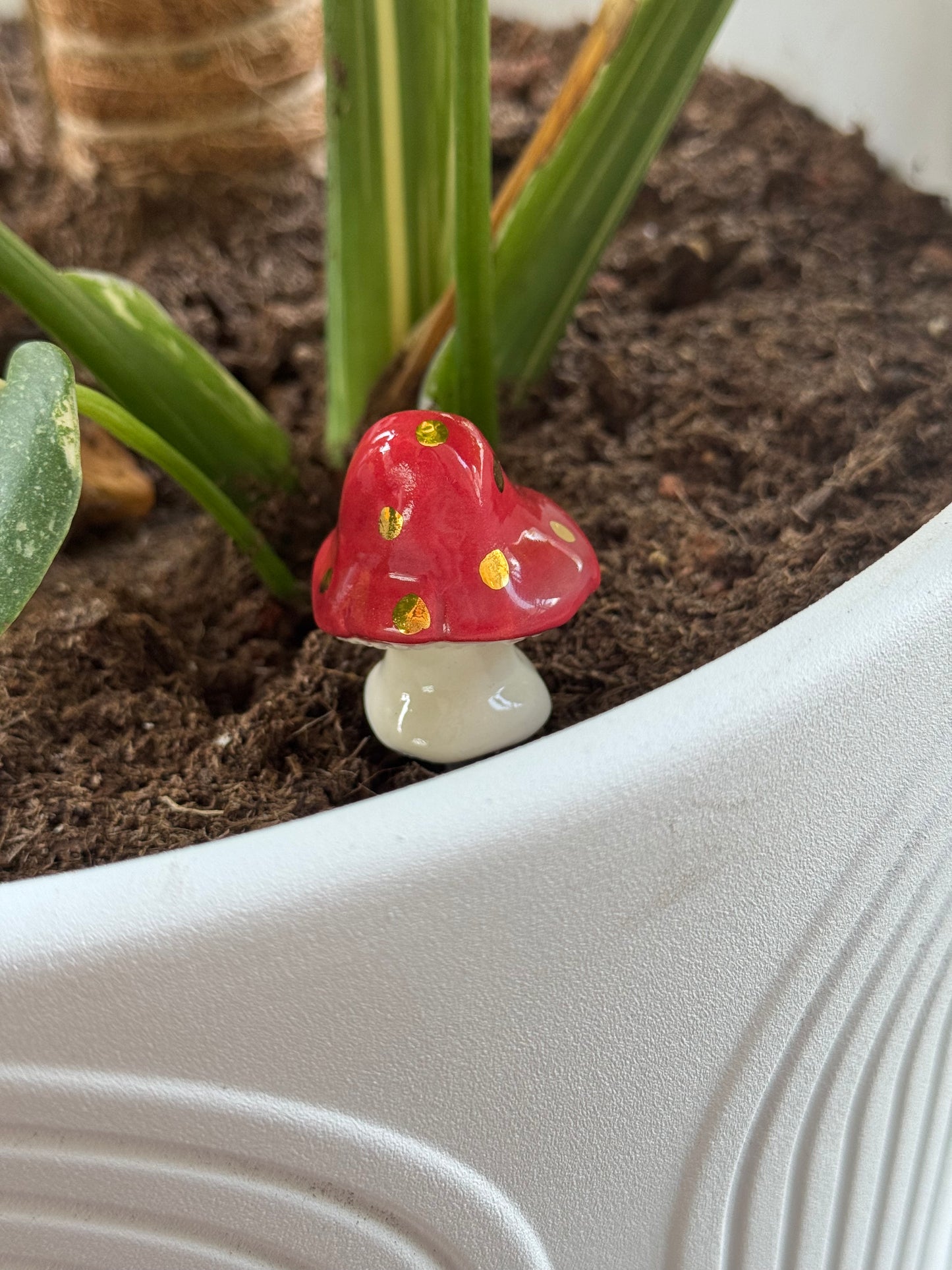 Mushroom Plant Stake 3