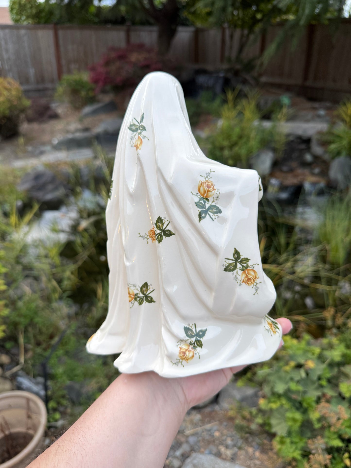 Vintage Yellow Roses Sheet Ghost with Gold Pumpkin