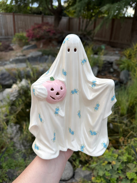 Vintage Blue Roses Sheet Ghost with Pink Pumpkin