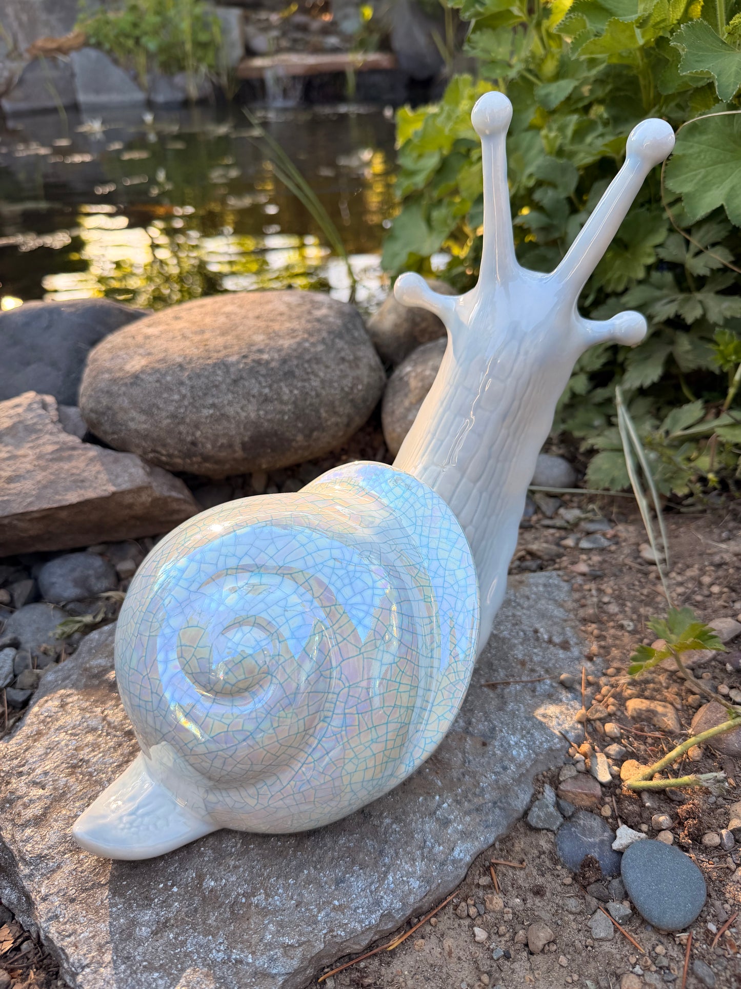 Light Blue Snail with Crackle Shell