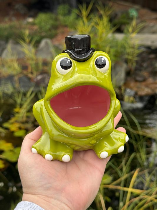 Green Open Mouth Frog with Top Hat