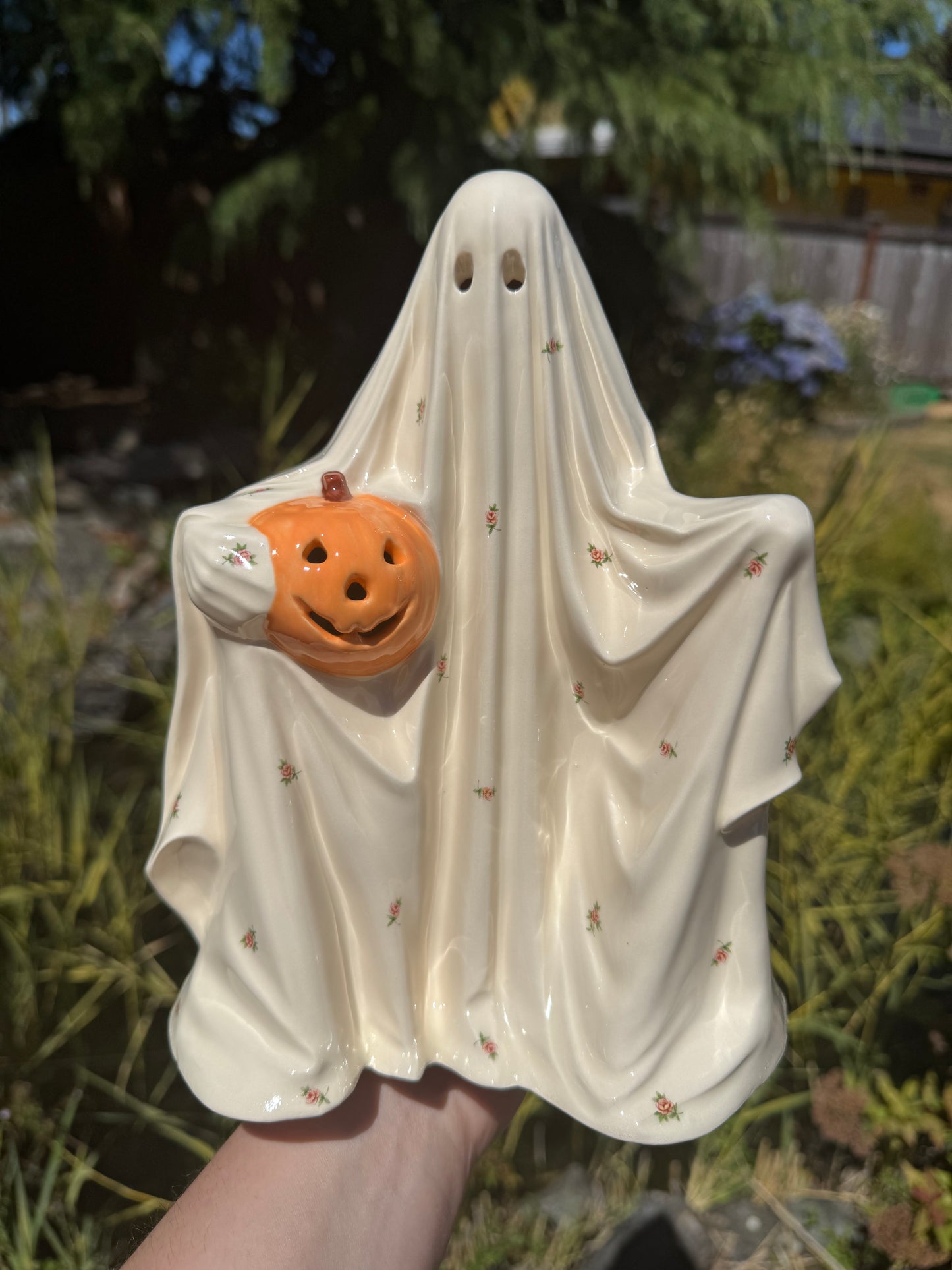 Mini Roses Sheet Ghost with Orange Pumpkin