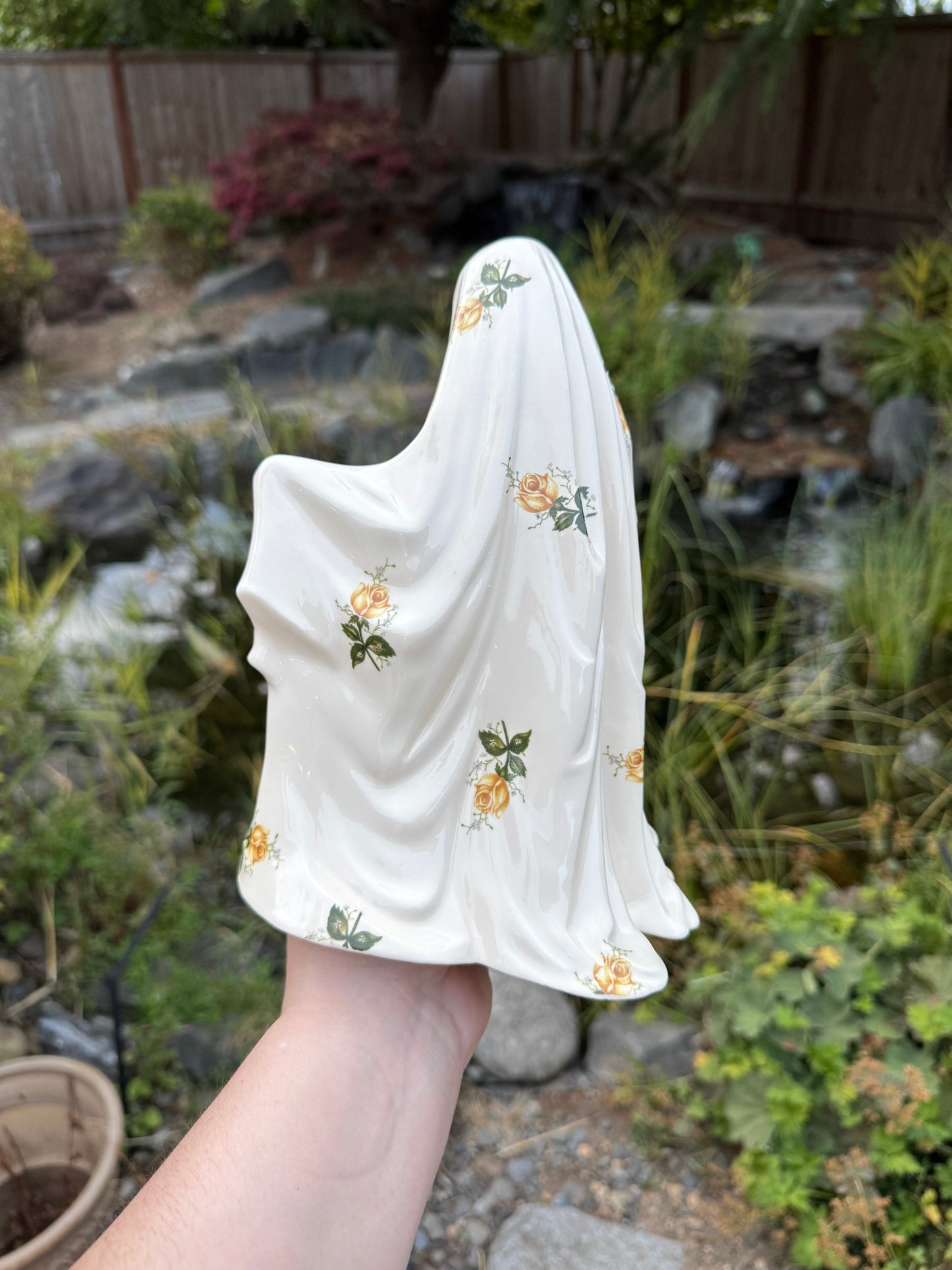 Vintage Yellow Roses Sheet Ghost with Gold Pumpkin