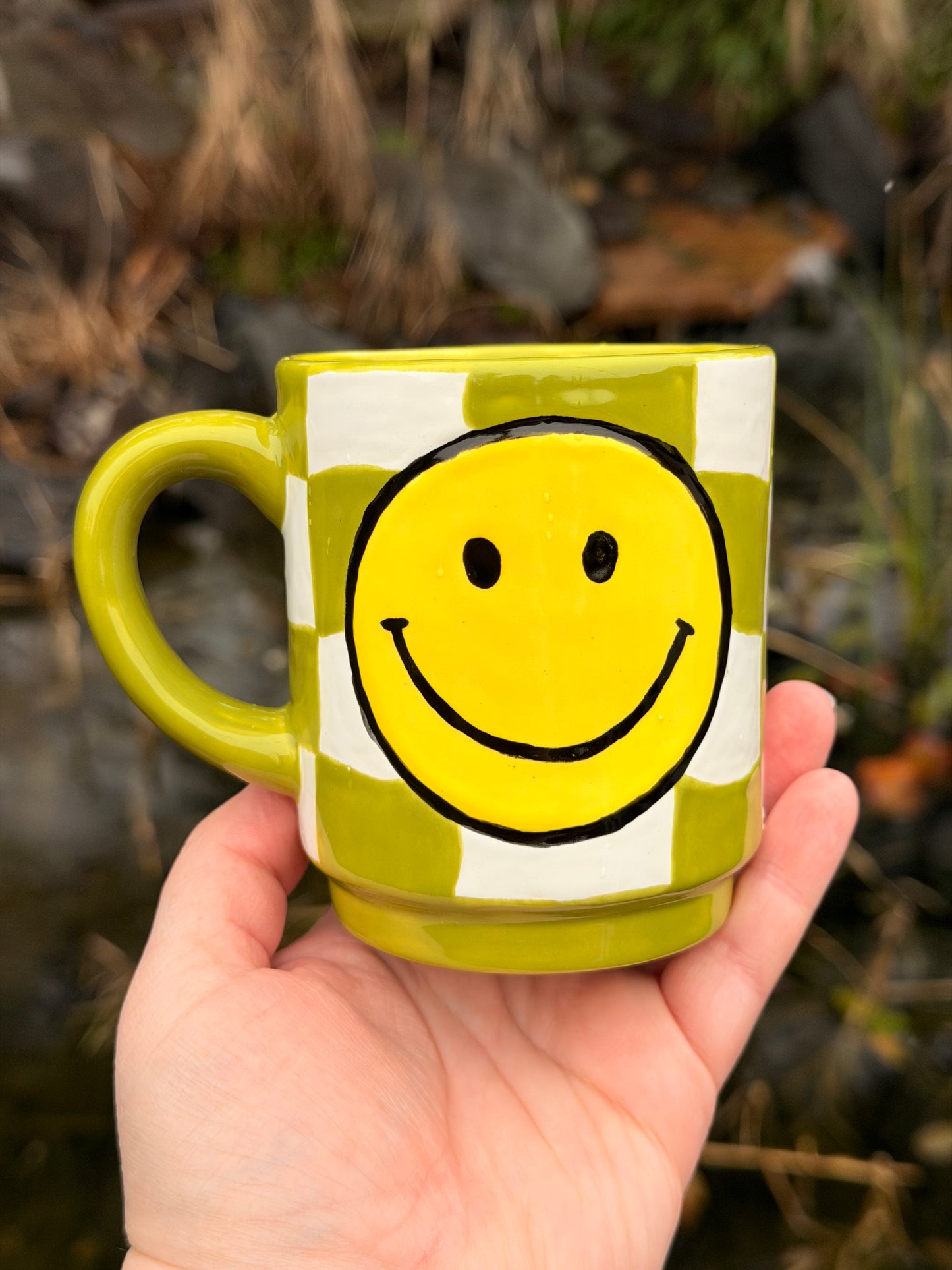 Wavy Checkered Smile Mug