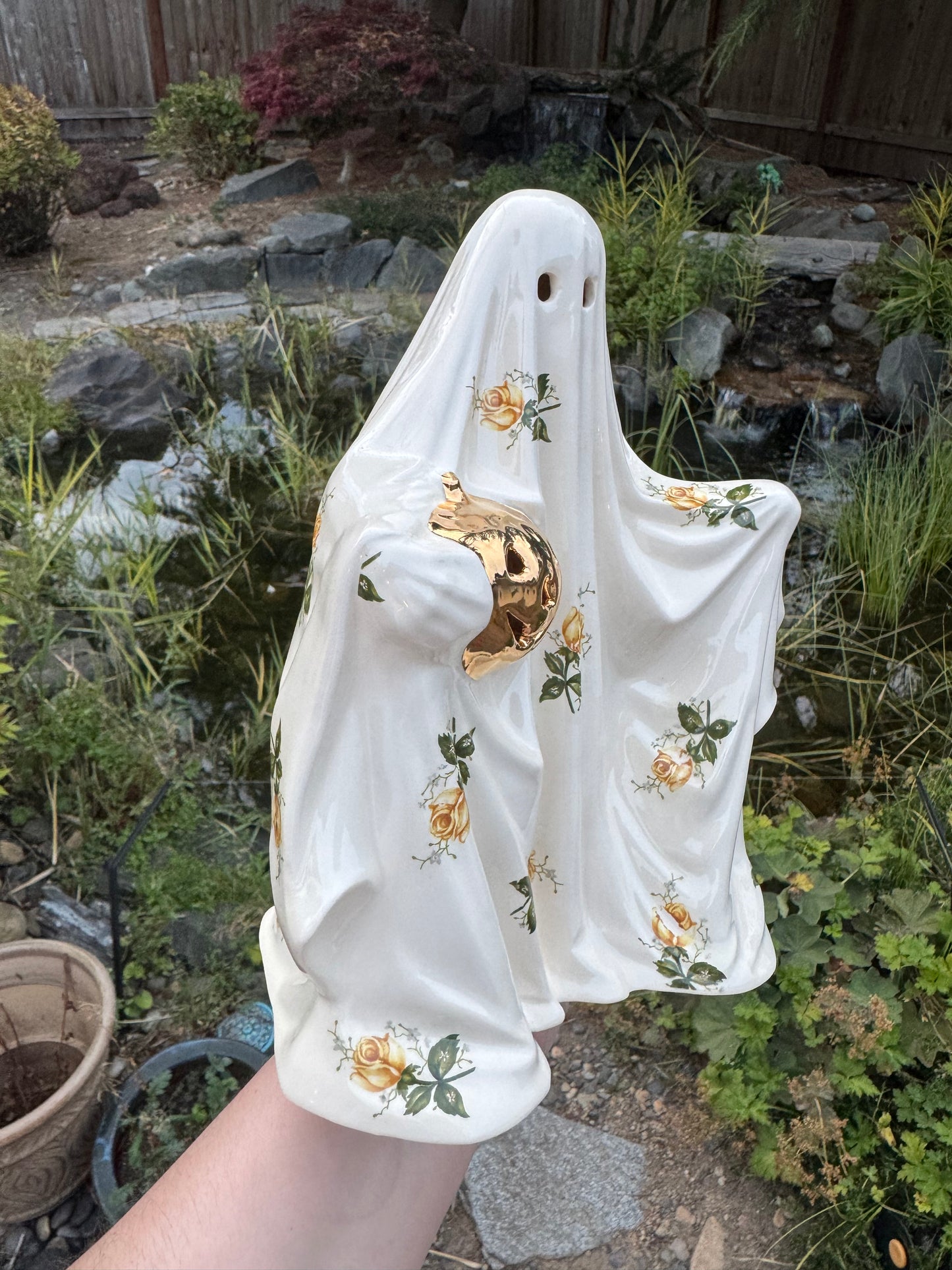 Vintage Yellow Roses Sheet Ghost with Gold Pumpkin