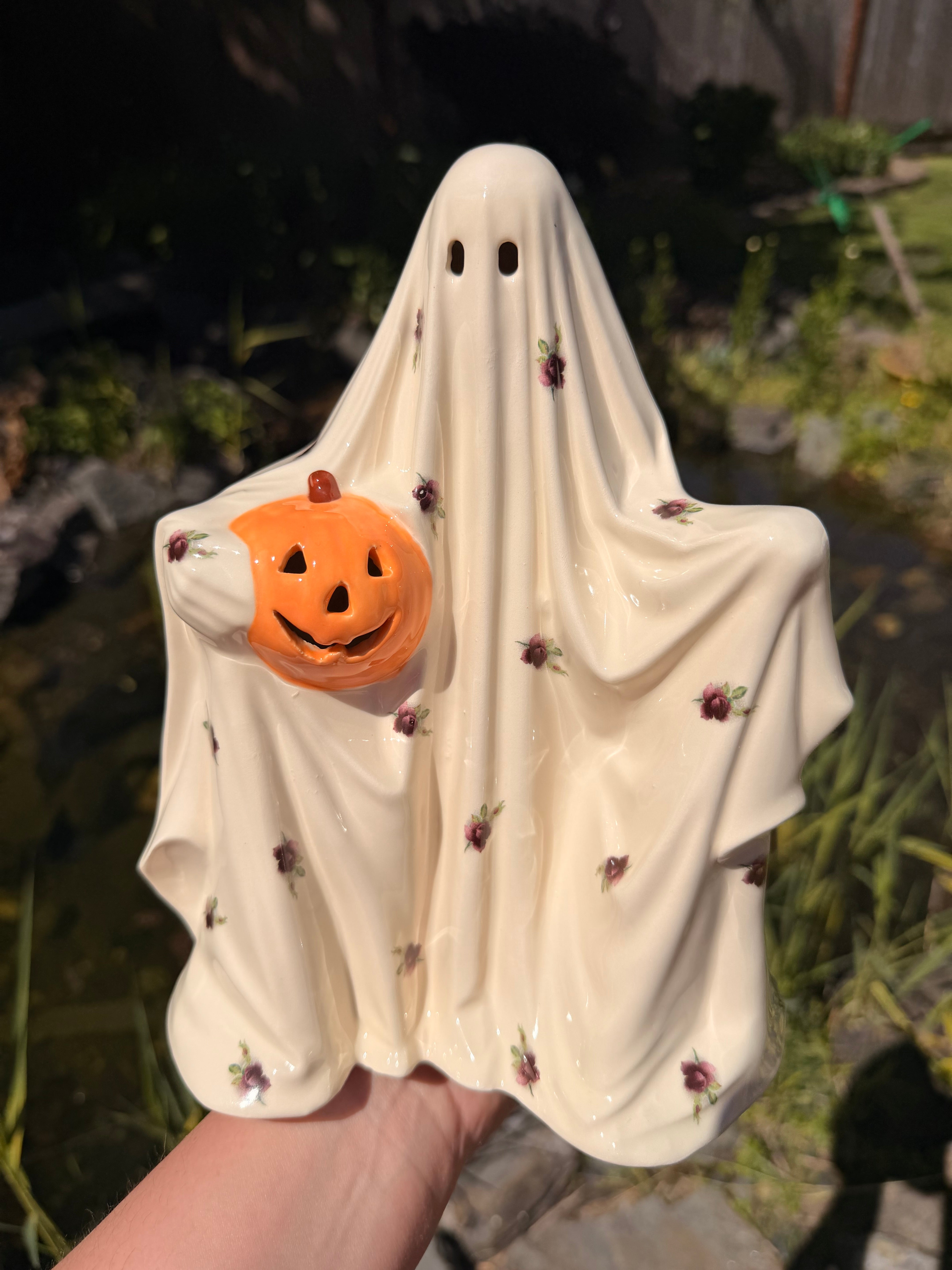 Burgundy Roses Sheet Ghost with Orange Pumpkin – Sunroom Ceramics