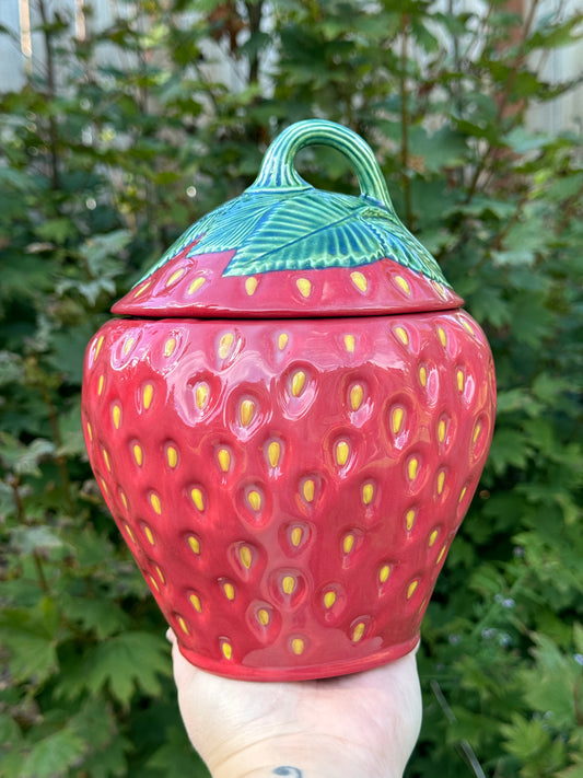 Small Red Strawberry Cookie Jar with Yellow Seeds