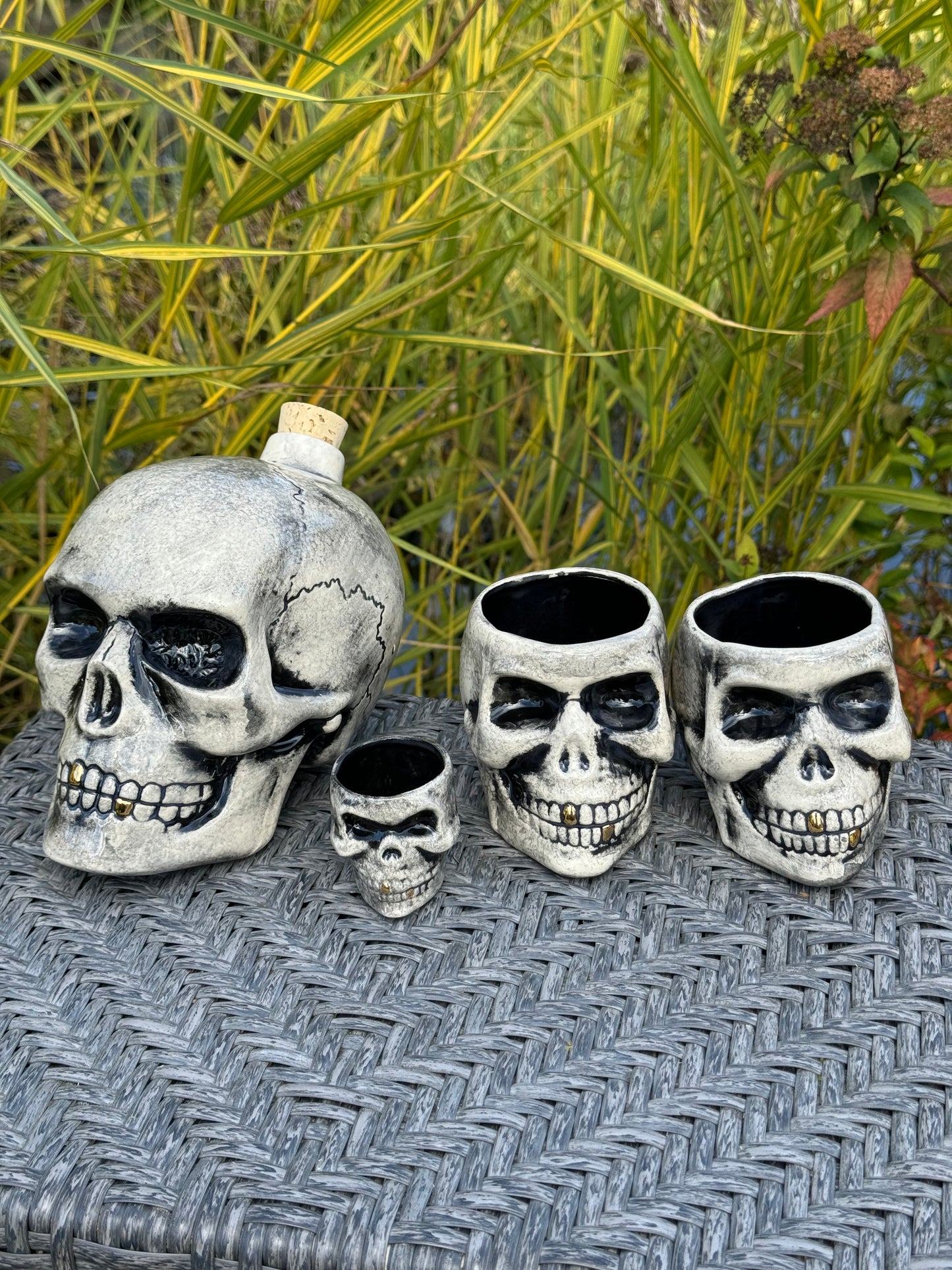 Skull Decanter set with real gold teeth